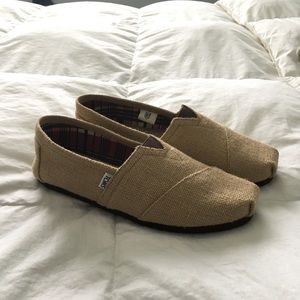 NEW Natural Burlap TOMS